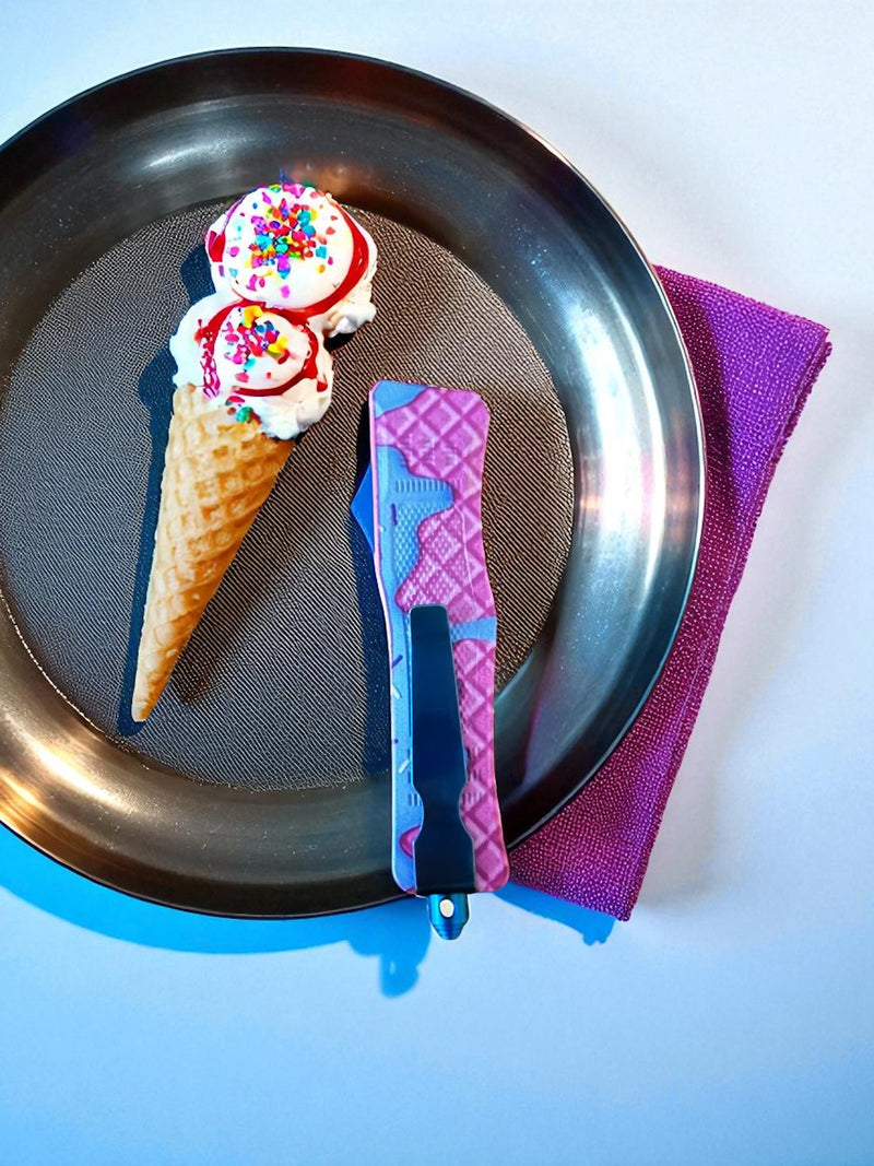 Delicious Waffle OTF Knife Small Size