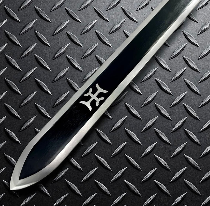 40” Black Fantasy Sword