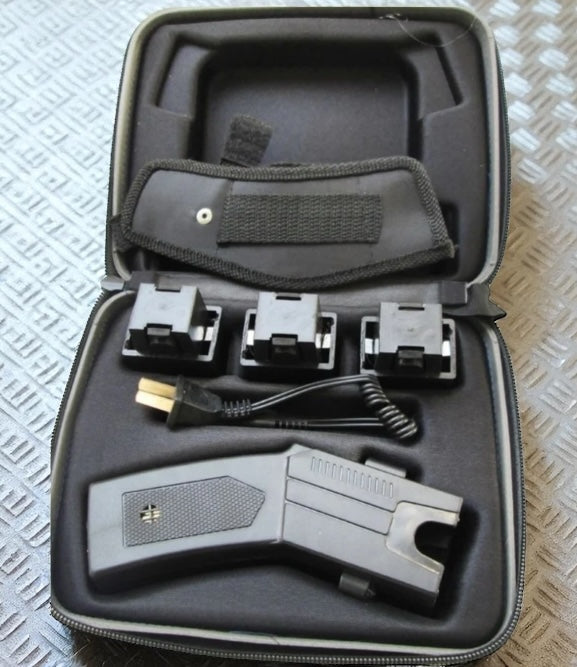 80K Volt Remote Projectile Stun Gun